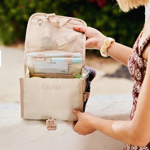 Calpak Terra Hanging Toiletry Bag - Picture 6 of 15